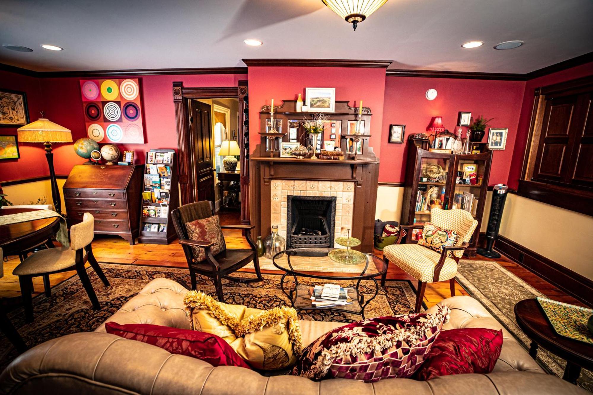 Twin Oaks Inn Saugatuck Esterno foto