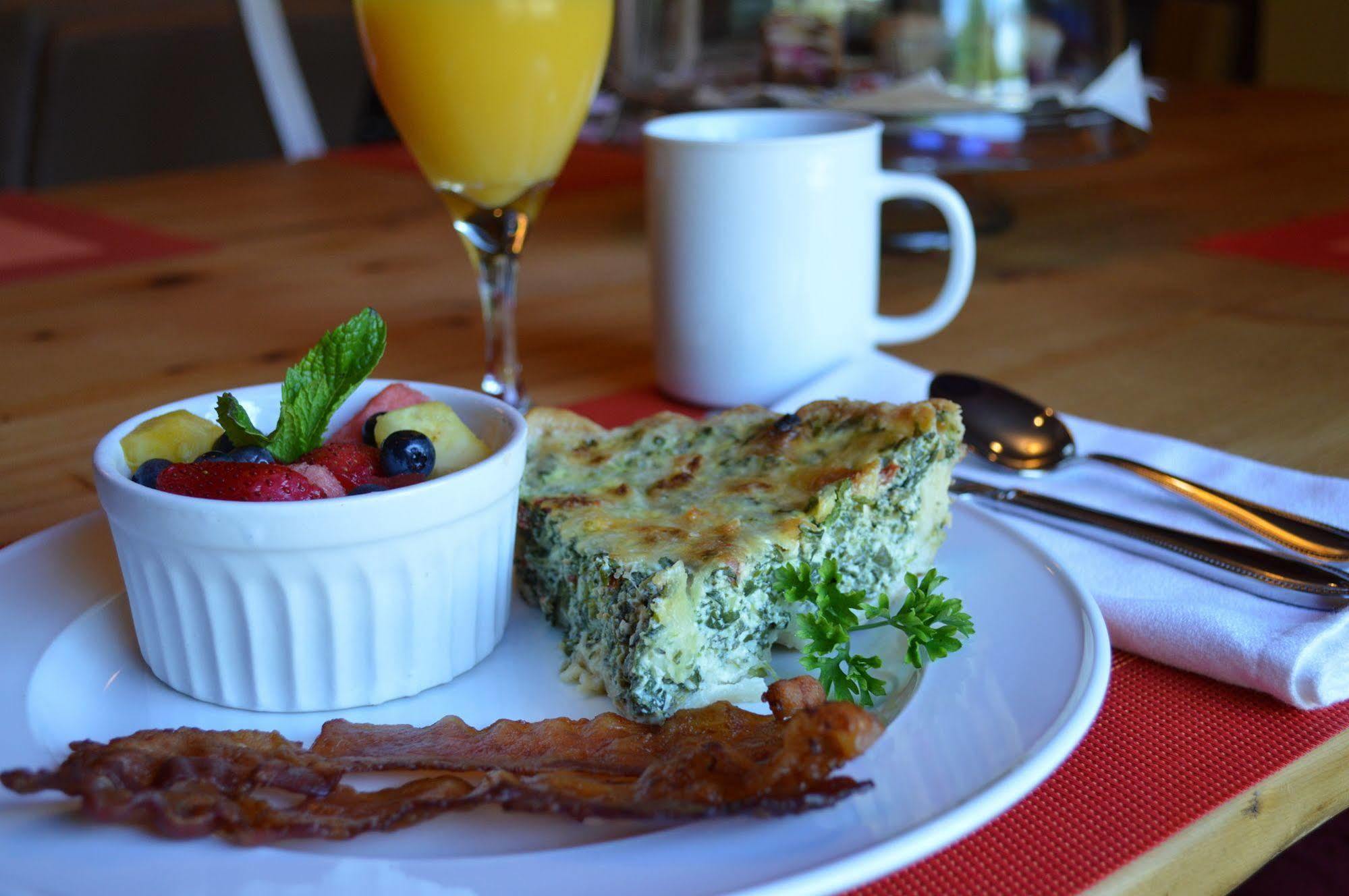 Twin Oaks Inn Saugatuck Esterno foto