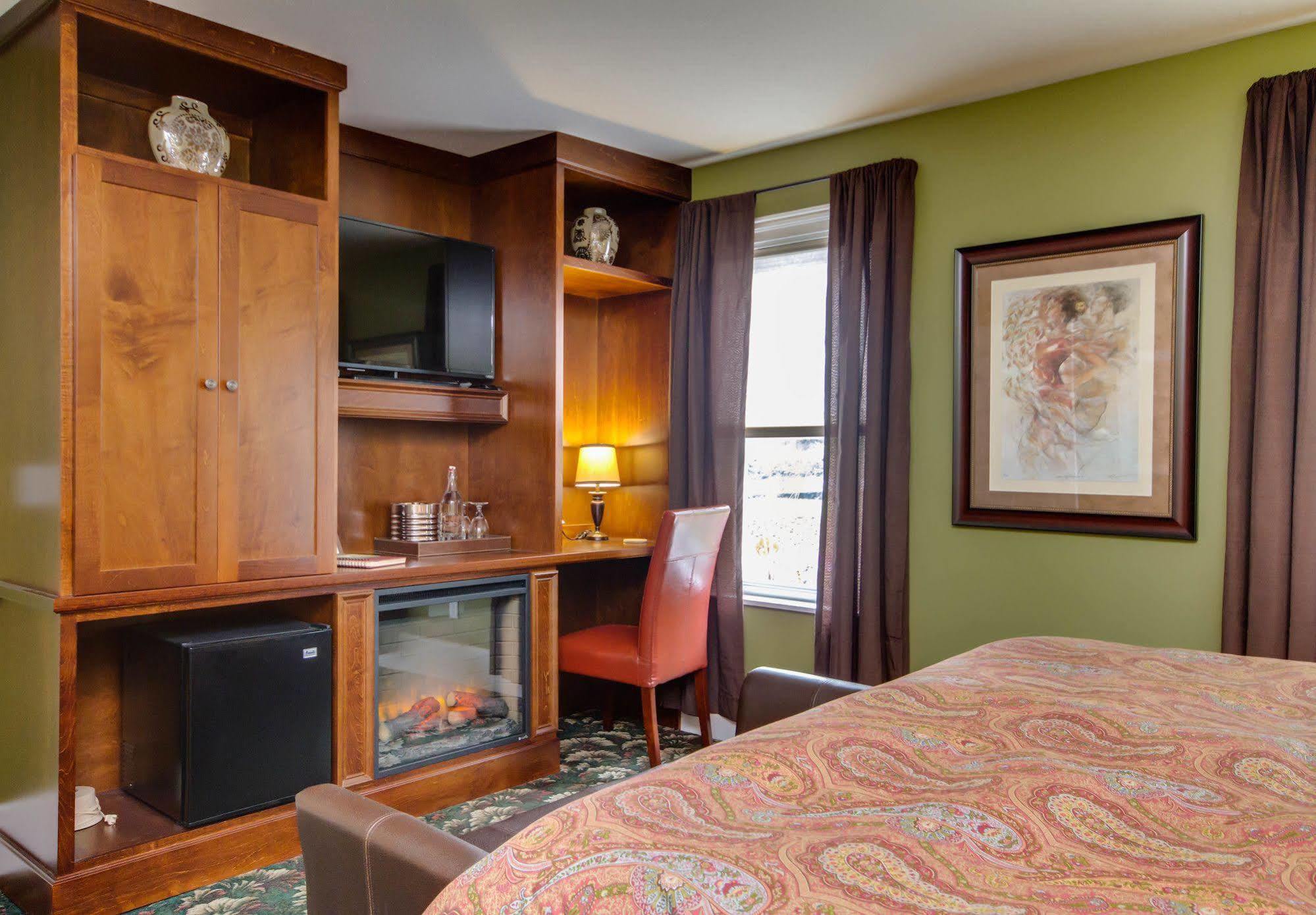 Twin Oaks Inn Saugatuck Esterno foto